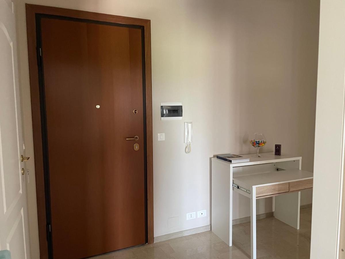 Rosa Vacanza E O Lavoro Nichelino Exteriör bild